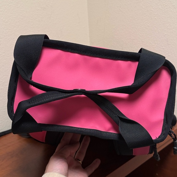 NWOT The North Face Pink and Black Backpack - Picture 15 of 15